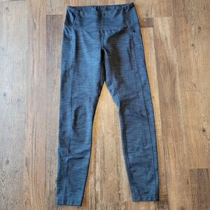 Mondetta Textured Dark Gray High-Waisted Leggings